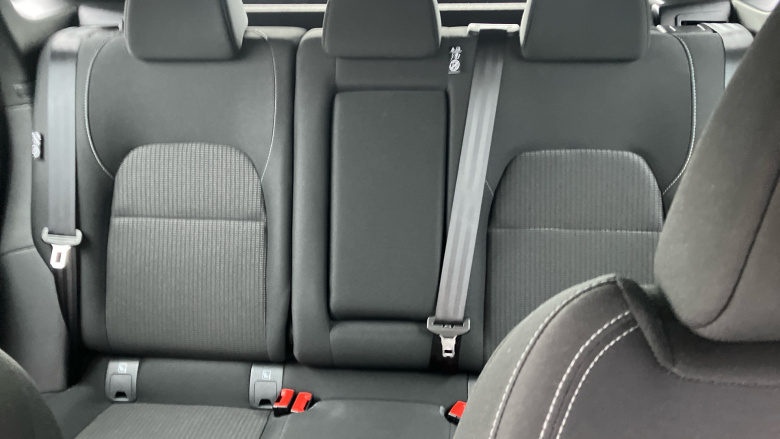 Nissan Qashqai 1.3 DiG-T MH Acenta Premium 5dr Petrol Hatchback